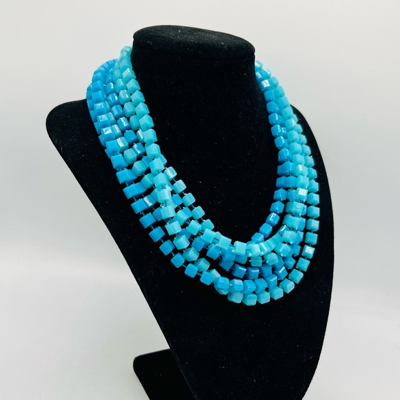 Vintage new old stock plastic cube beads wrap necklace turquoise aqua - Picture 6 of 9